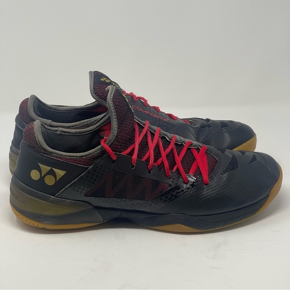 Yonex Comfort Z2 Badminton Shoes Mens 12 Black Red Power Cushion Lace Up